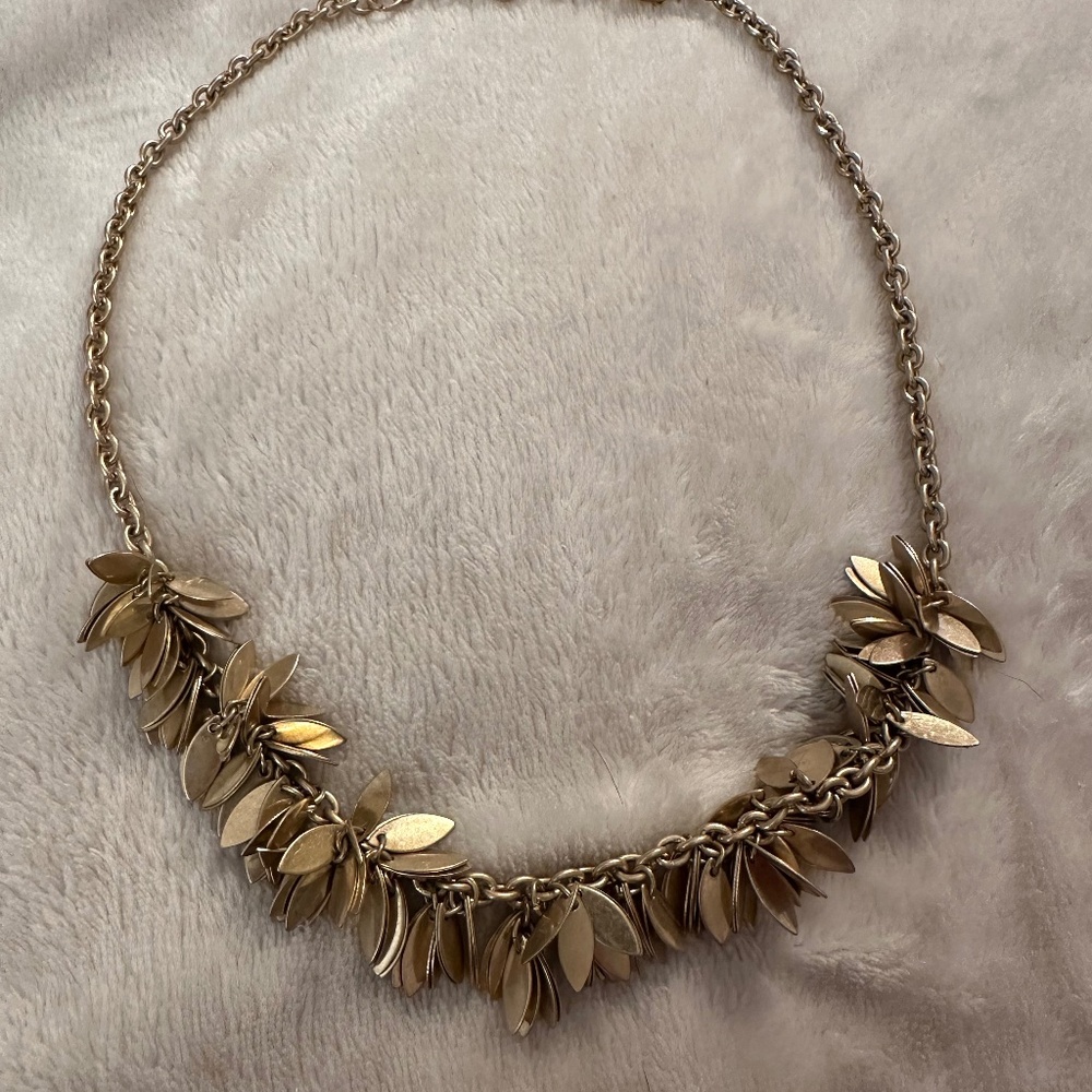 NWOT J CREW GOLD LEAF STATEMENT NECKLACE